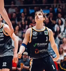 Basketballspieler Henrik Adler